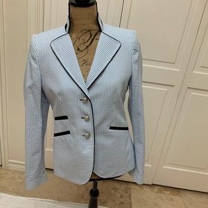 NWOT Designer seersucker jacket with navy trim